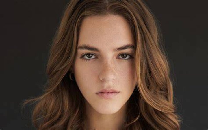 Emily Feld 2021: Rising Star in the Fashion and Entertainment World