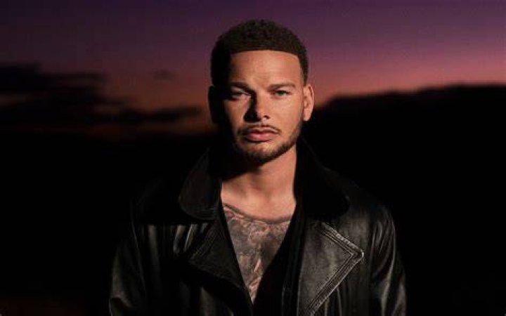 Kane Brown's Famous Friends: Who's He Hanging With?