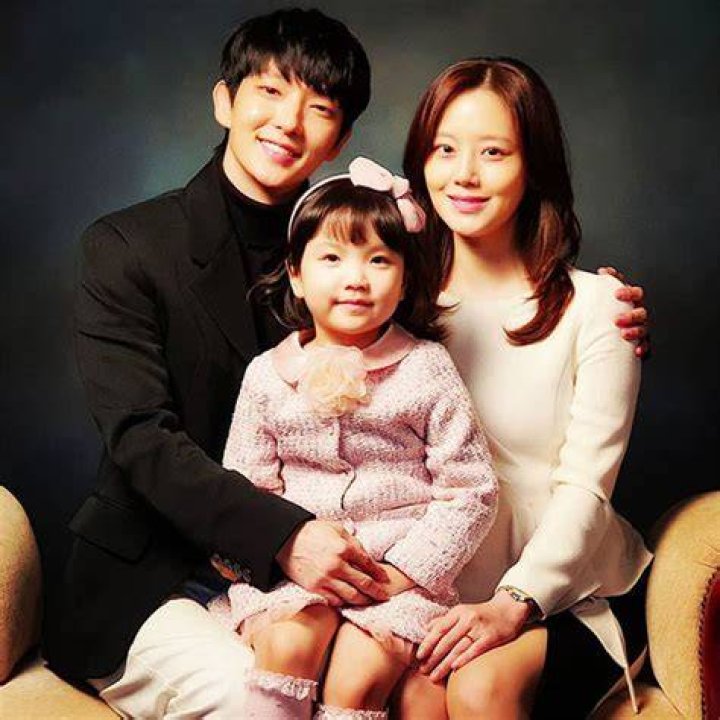 Lee Joon-Gi Wife: Exploring the Life and Love Story of South Korea's Beloved Actor