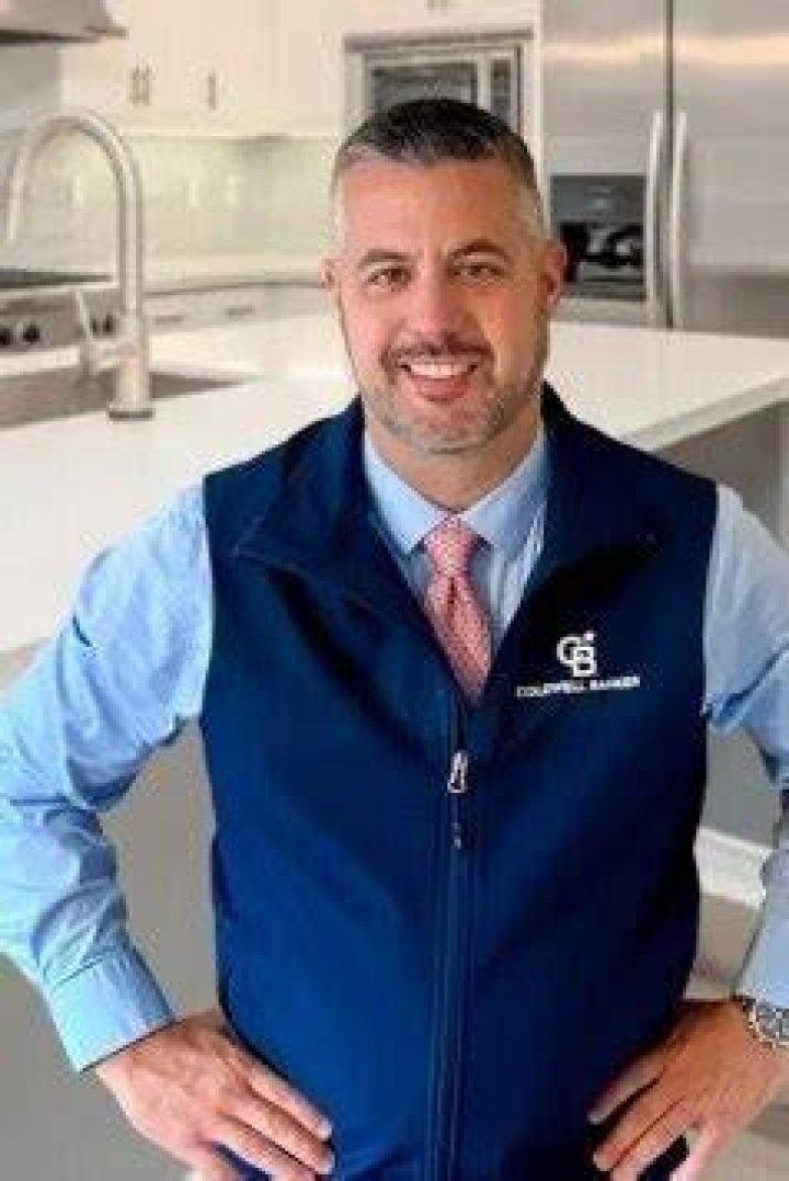 Steve Howey: Real Estate Investor & Expert Insights