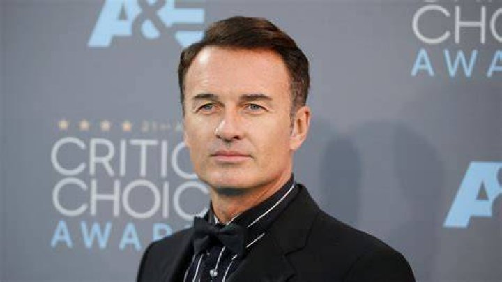 Why Does Julian McMahon Walk Funny? Exploring the Mystery Behind the Actor's Gait