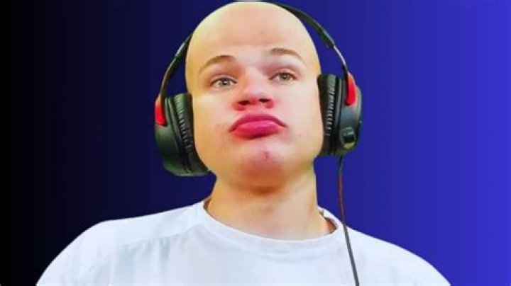 Why Jynxzi Blink Like That: A Comprehensive Analysis